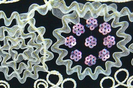 電腦繡花加工工藝優(yōu)勢(shì)多，繡花效率快！